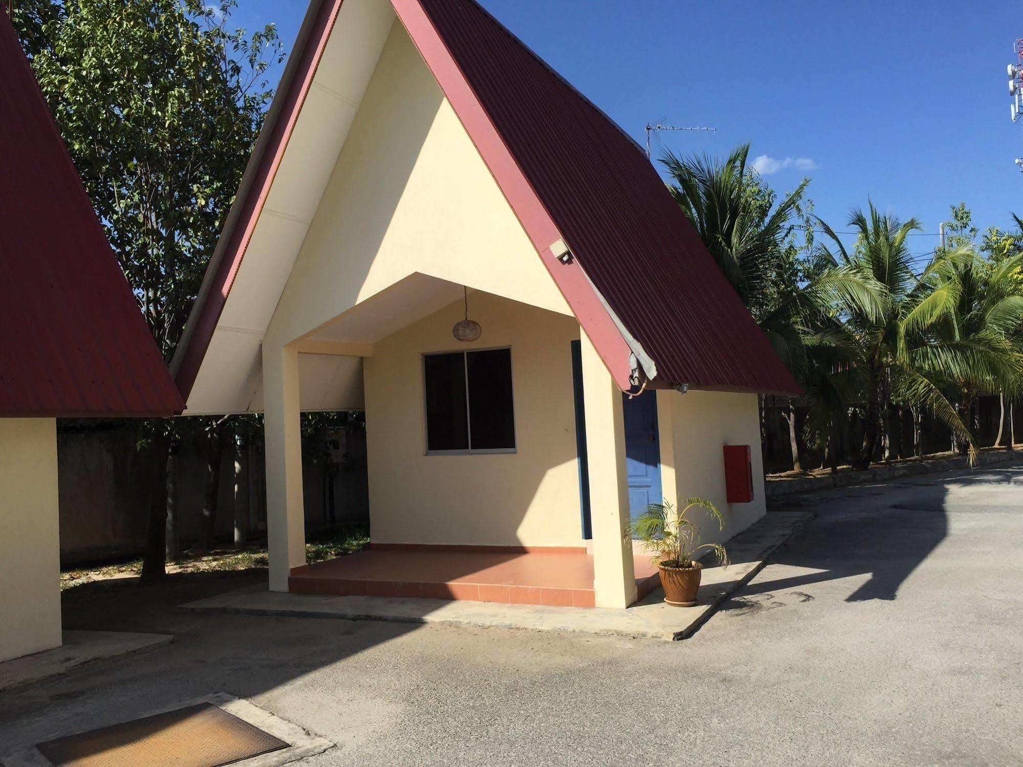 Adina Drive In Motel Langkawi Zewnętrze zdjęcie
