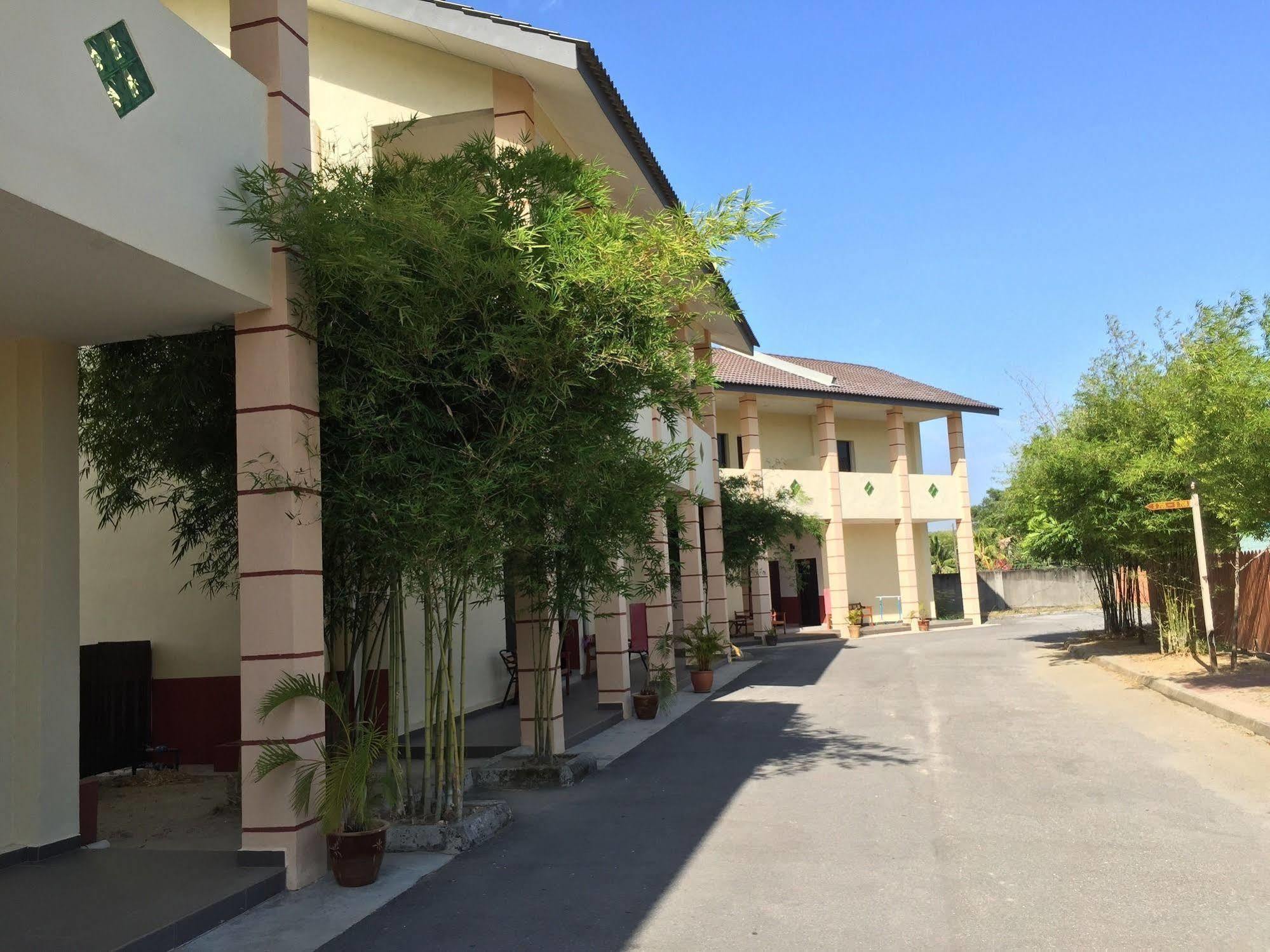 Adina Drive In Motel Langkawi Zewnętrze zdjęcie